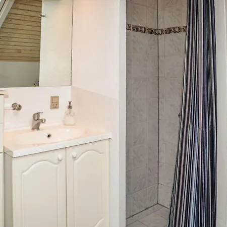 Semesterbostad Blomstervangen Ii Dnmk *